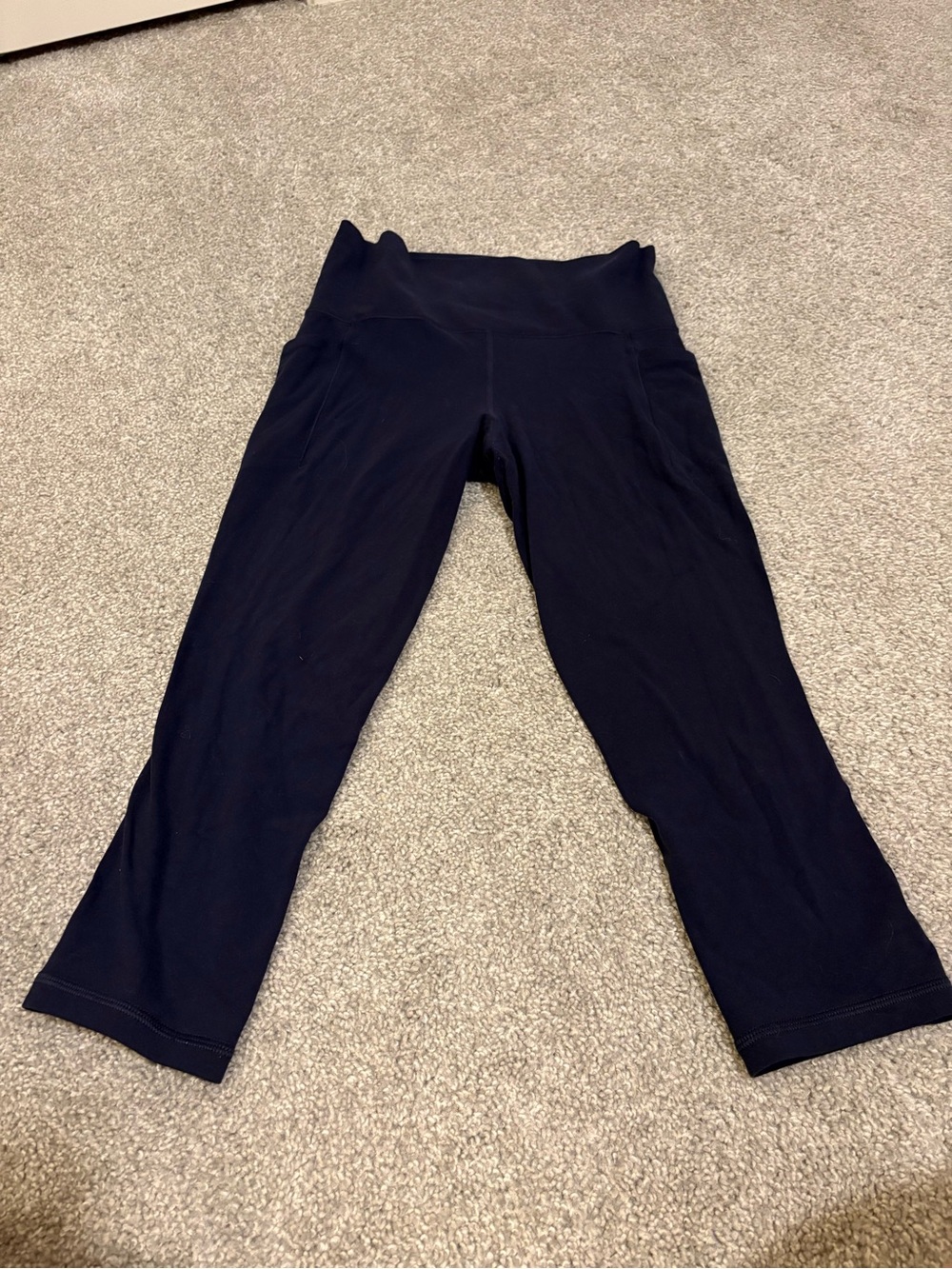 Athleta navy Capri leggings - Picture 2 of 6